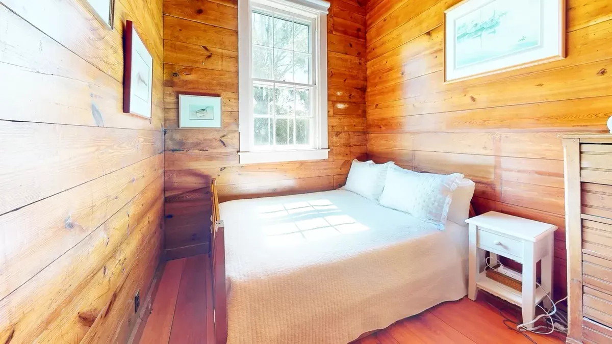 Historic "Barntucket", former carriage house barn — photo 2