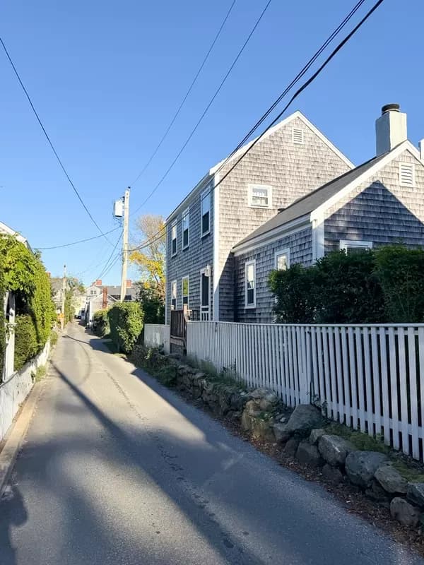 10 Hillers Lane, Nantucket , MA — photo 2