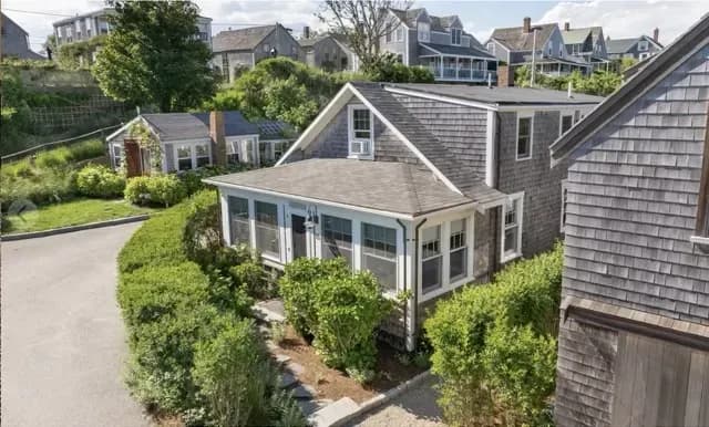 Comfortable 3 bedroom home in Sconset