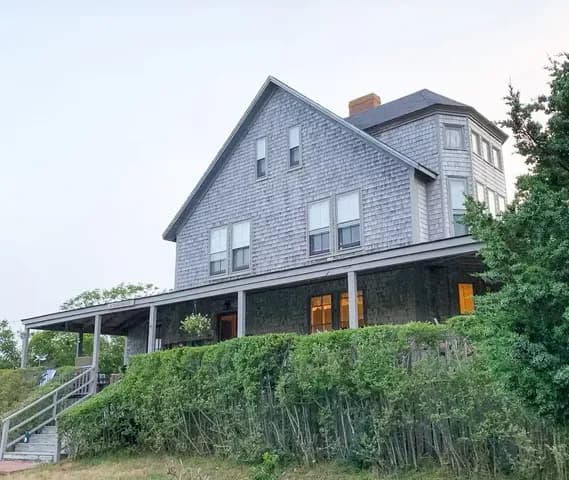 Gorgeous Brant Point home
