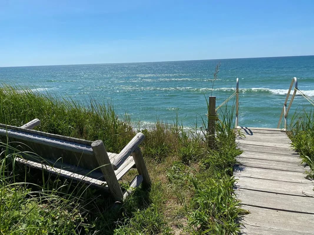 4 bedroom home with private beach access — photo 2