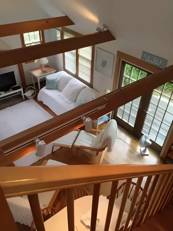 Surfside house located on large private lot! — photo 4