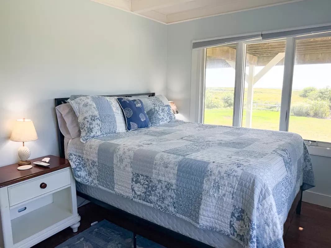 Upside down style house with spectacular ocean views — photo 4